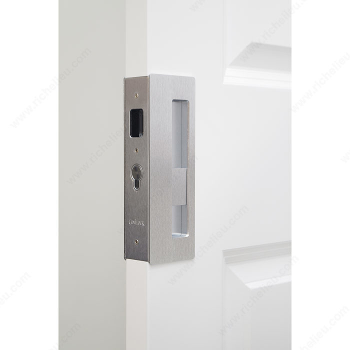 Magnetic Privacy Pull